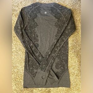Lululemon swifty tech long sleeve size 4